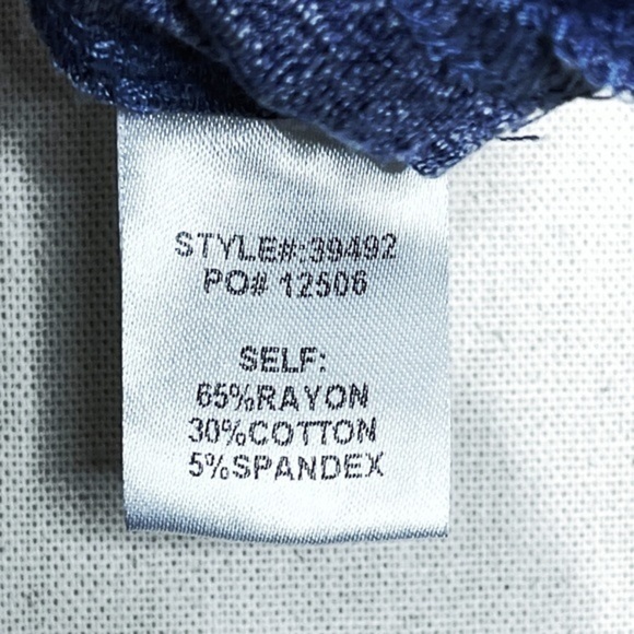 SKIES ARE BLUE Blue Gray Ruffle Sleeves Top Size Large - Picture 4 of 5